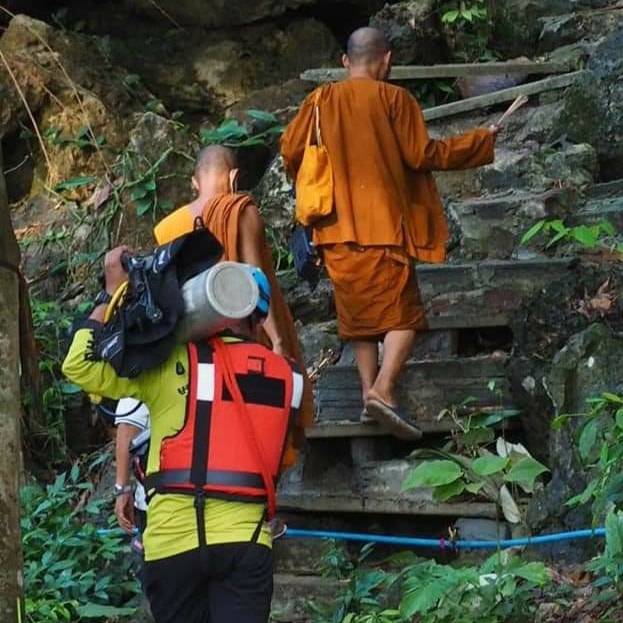 ภาพ : หน่วยกู้ภัยพิษณุโลก มูลนิธิประสาทบุญสถาน