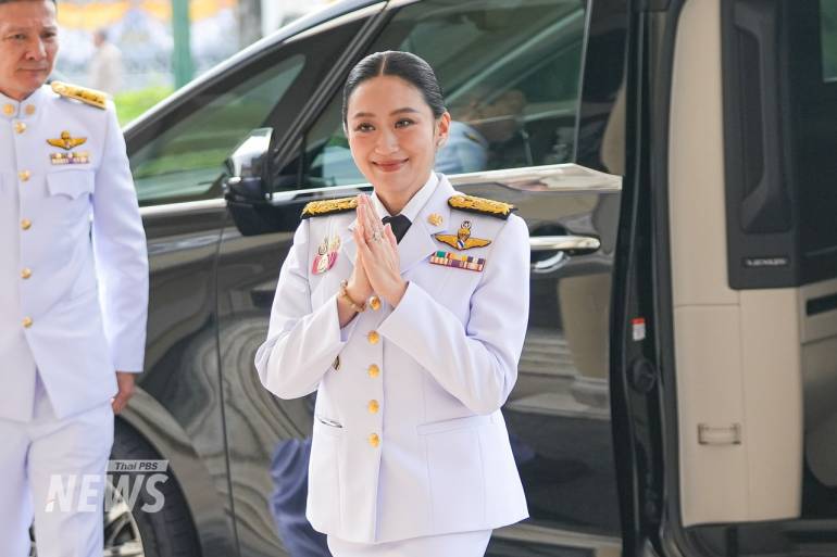  น.ส.แพทองธาร ชินวิตร นายกรัฐมนตรีและ รมว.วัฒนธรรม