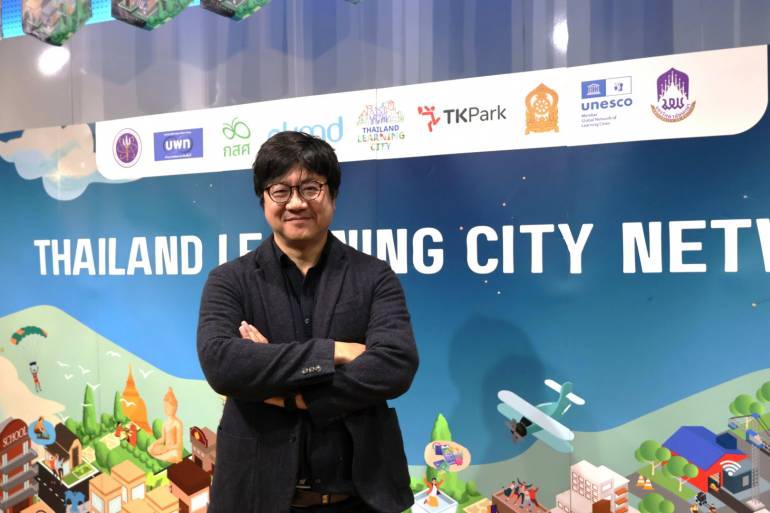 รศ.ดร.ปุ่น เที่ยงบูรณธรรม รองผู้อำนวยการหน่วยบริหารและจัดการทุนด้านการพัฒนาระดับพื้นที่