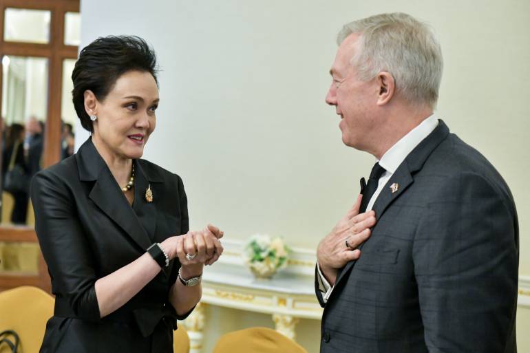 นางศุภจี สุธรรมพันธุ์ รมว.พาณิชย์ พบ Mr. Ted Osius  Senior Vice President and Regional Managing Director และคณะนักธุรกิจจากสภาธุรกิจสหรัฐอเมริกา-อาเซียน (US-ASEAN Business Council: USABC)