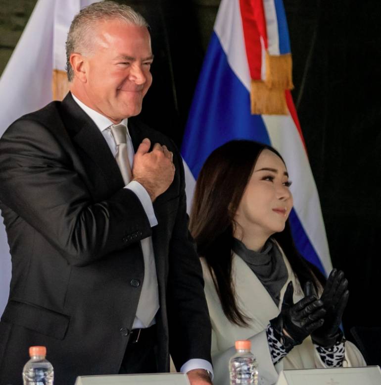 ที่มา : annejkn.official 
