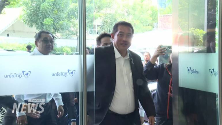 นายสนธยา คุณปลื้ม แกนนำกลุ่มชลบุรี