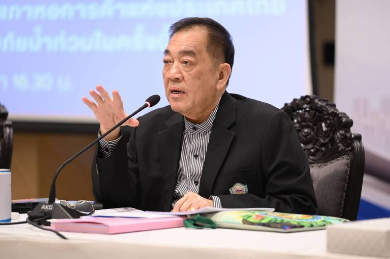 นายพจน์ อร่ามวัฒนานนท์ประธานกรรมการหอการค้าไทยและสภาหอการค้าแห่งประเทศไทย