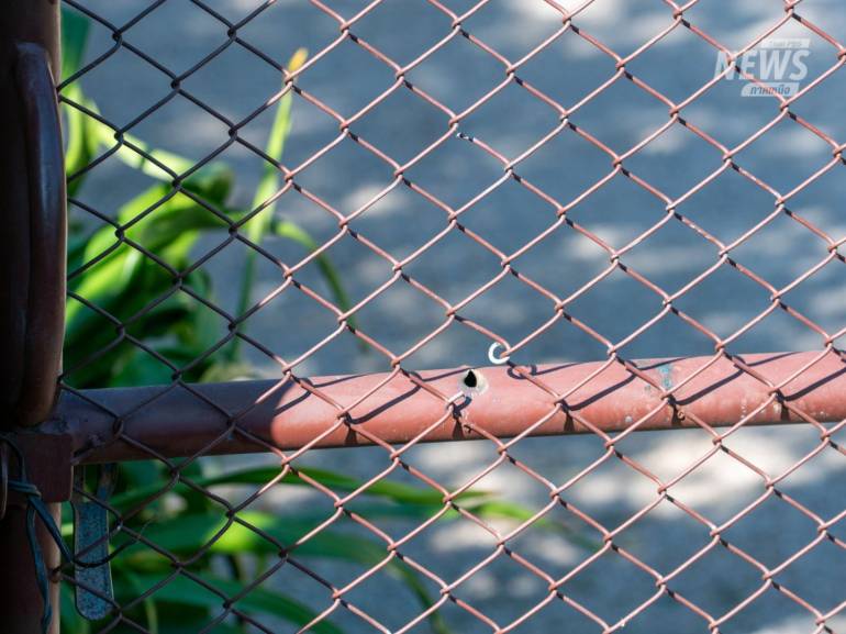 ร่องรอยสะเก็ดระเบิด