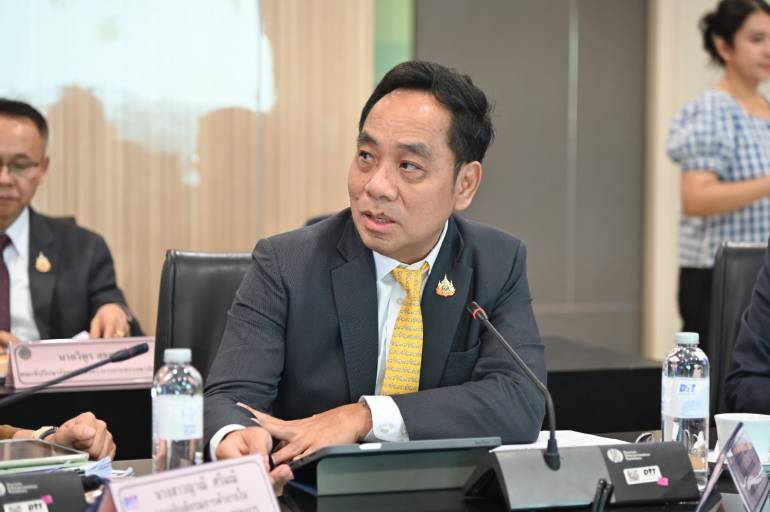 นายวิทยากร มณีเนตร อธิบดีกรมการค้าภายใน
