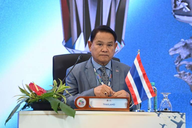 ฉลาด ขามช่วง รองประธานสภาผู้แทนราษฎรคนที่ 2