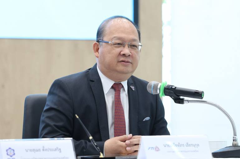 นายเกรียงไกร เธียรนุกุล ประธานสภาอุตสาหกรรมแห่งประเทศไทย (ส.อ.ท.)