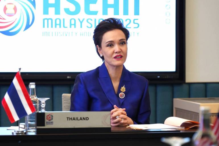 นางศุภจี สุธรรมพันธุ์ รมว.พาณิชย์