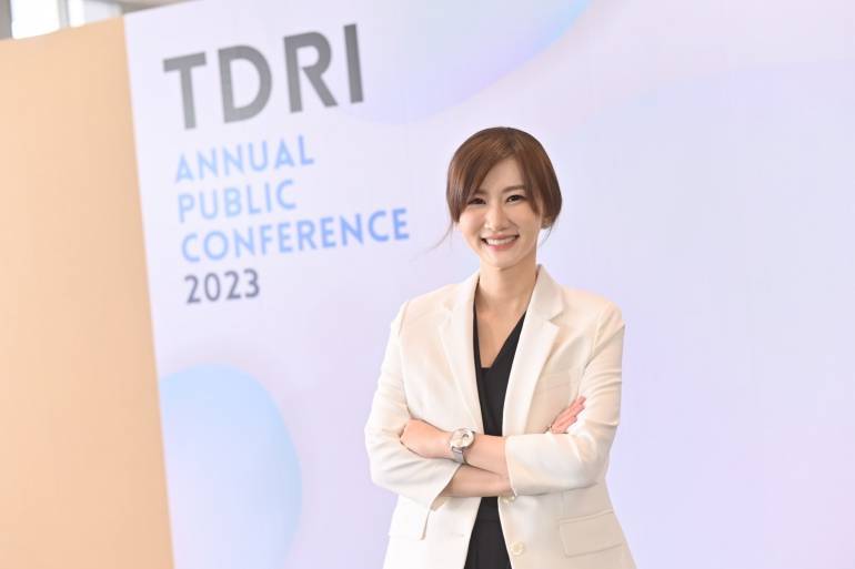 น.ส.สลิลธร ทองมีนสุข นักวิชาการอาวุโส ทีมวิจัยด้านกฎหมายดิจิทัลและการกำกับดูแลโครงสร้างพื้นฐาน ทีดีอาร์ไอ