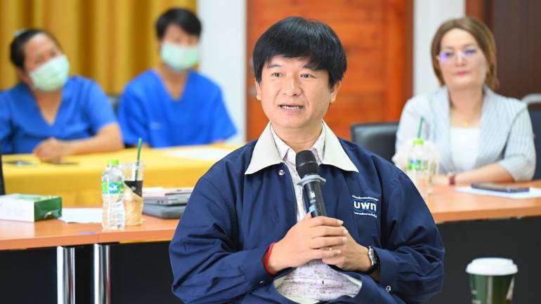 รศ.ดร.อุเทน คำน่าน รองผู้อำนวยการ ฝ่ายบริหารจัดการทุนวิจัยเเละนวัตกรรม บพท.