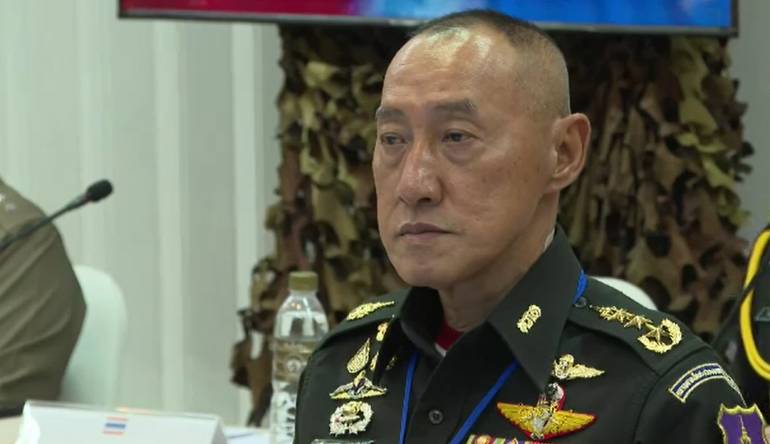 พล.ท.อมฤต บุญสุมยา แม่ทัพภาคที่ 1 ไทย