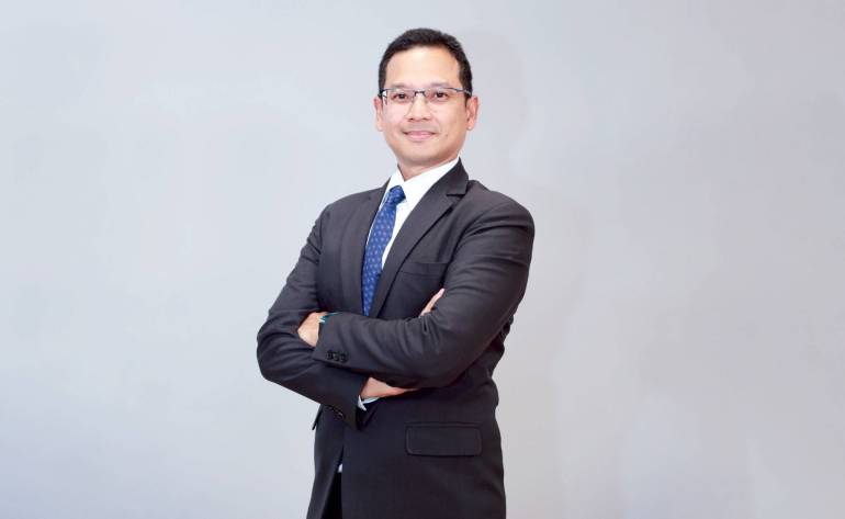 รศ.ดร.ม.ล.พินิตพันธุ์ บริพัตร ภาควิชาการระหว่างประเทศ คณะรัฐศาสตร์ มหาวิทยาลัยธรรมศาสตร์
