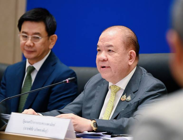 นายพิชัย นริพทะพันธุ์ รัฐมนตรีว่าการกระทรวงพาณิชย์ เป็นประธานการประชุมมอบนโยบายการปฏิบัติงานแก่ผู้อำนวยการสำนักงานส่งเสริมการค้าในต่างประเทศ 58 แห่งทั่วโลก
