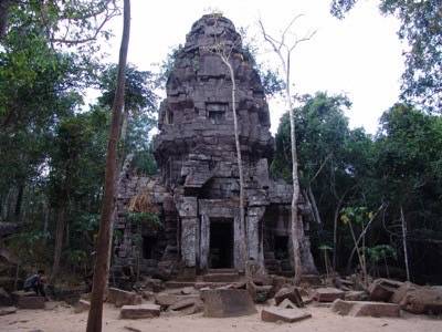 ปราสาทตาควาย ที่มา : ด่านศุลกากรช่องจอม