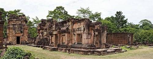 ปราสาทตาเมือนธม ที่มา : Wikipedia