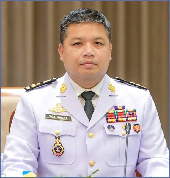 พล.ร.ท.เตีย โซะคา ผู้บัญชาการทหารเรือกัมพูชา (ผบ.ทร.กพช.)