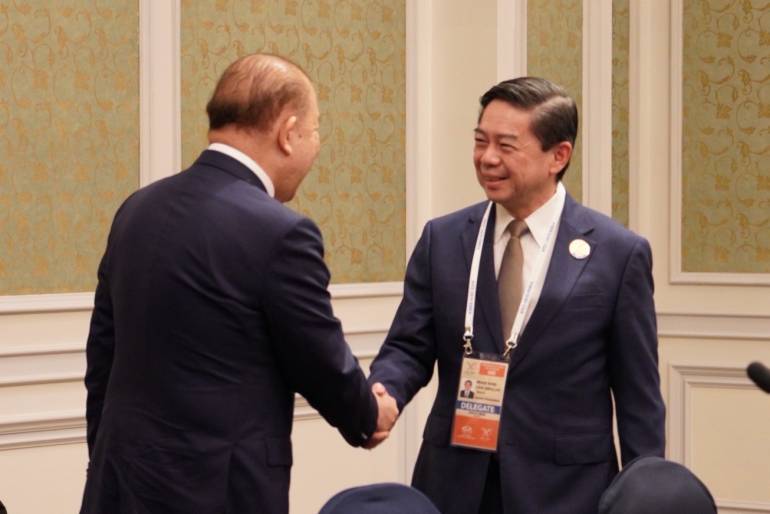 นายพิชัย นริพทะพันธุ์ รัฐมนตรีว่าการกระทรวงพาณิชย์ เข้าร่วมการประชุมรัฐมนตรีเศรษฐกิจอาเซียน (ASEAN Ministerial Caucus) ซึ่งจัดควบคู่กับการประชุมรัฐมนตรีด้านการค้าเอเปค (Ministers Responsible for Trade: MRT) เมืองเชจู สาธารณรัฐเกาหลี
