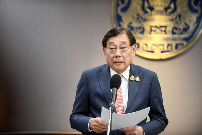 พิชัย ชุณหวชิร รองนายกรัฐมนตรี และ รมว.คลัง