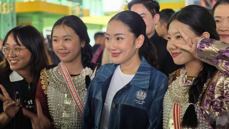 นางสาวแพทองธาร ชินวัตร นายกรัฐมนตรี