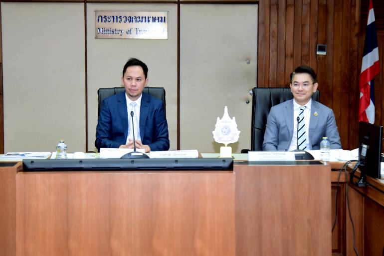 นายสรวุฒิ เนื่องจำนงค์ เลขานุการรัฐมนตรีว่าการกระทรวงคมนาคม