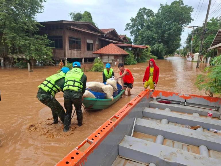 สถานการณ์น้ำท่วมในพื้นที่ 5 จังหวัดภาคเหนือบางแห่งเริ่มทรงตัว