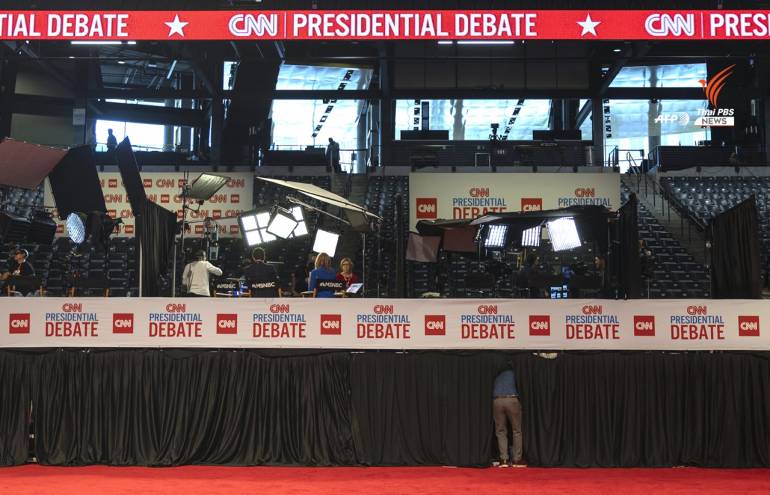 CNN เตรียมการดีเบตครั้งแรกชิงตำแหน่งประธานาธิบดีสหรัฐฯ ในการเลือกตั้งปี 2024 ที่สตูดิโอของ CNN ในเมืองแอตแลนตา รัฐจอร์เจีย