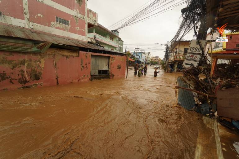 ฝนตกหนักที่ อ.แม่สาย จ.เชียงราย 