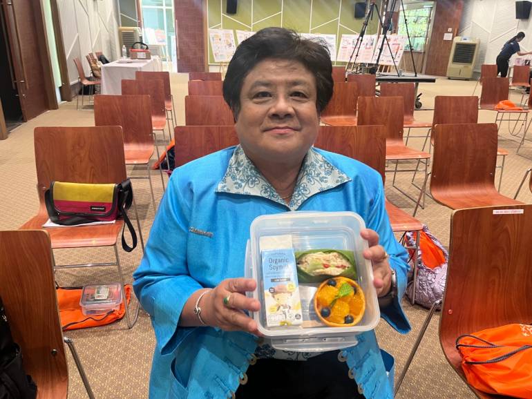 ผศ.ดร.ชนิดา ปโชติการ นายกสมาคมนักกำหนดอาหารแห่งงประเทศไทย