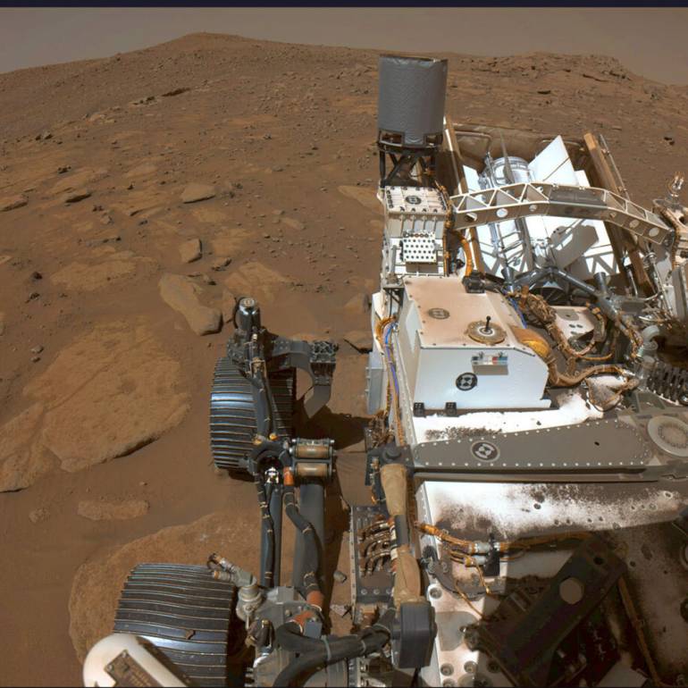 เพอร์เซเวียแรนซ์บนพื้นผิวดาวอังคารในช่วงที่พักการสื่อสารกับโลก