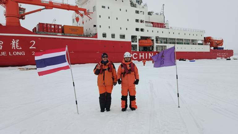 2 นักวิจัยจากจุฬาลงกรณ์มหาวิทยาลัย สำรวจอาร์กติก