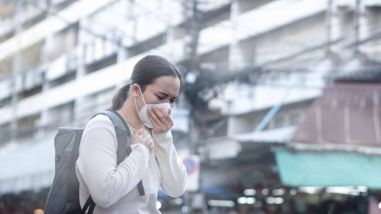 ภาพประกอบข่าว : คนได้รับผลกระทบจากฝุ่น PM2.5