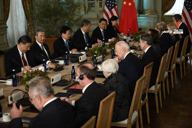การประชุมวงปิดระหว่างผู้นำสหรัฐฯ และผู้นำจีน ก่อนร่วมประชุมเอเปค