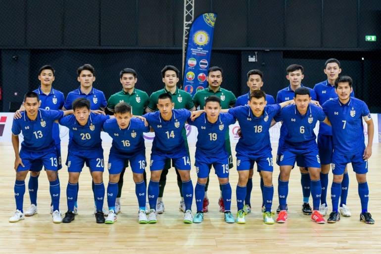 ภาพ :  ฟุตบอลทีมชาติไทย 