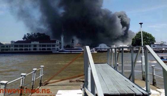เกิดเหตุไฟไหม้ในกรมอู่ทหารเรือ ฝั่งธนบุรี-ล่าสุดควบคุมเพลิงได้แล้ว