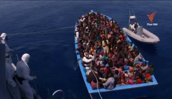 หน่วยยามฝั่งอิตาลีช่วยผู้อพยพทางเรือได้อีกหลายร้อยคน